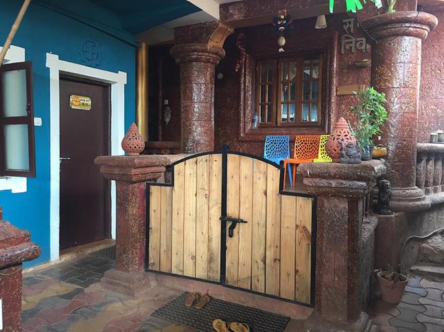 پانسیون Guru Guest House