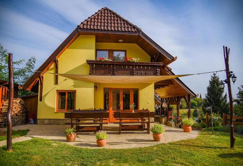 بنسيون Mokus Vendeghaz