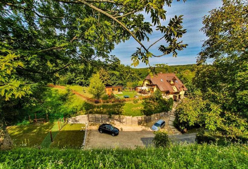 膳宿费 Mokus Vendeghaz