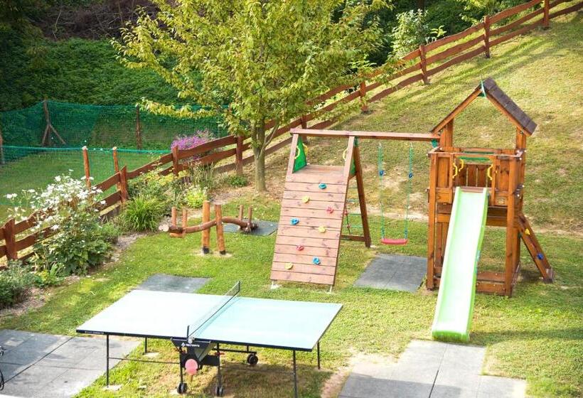 膳宿费 Mokus Vendeghaz