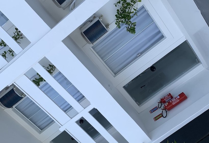 펜션 Nenalu Pousada