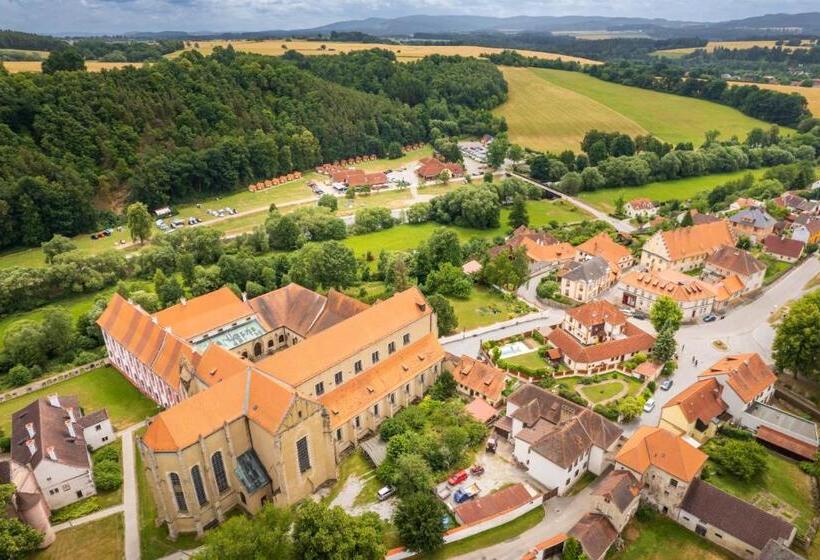 ペンション Penzion A Kemp Koruna