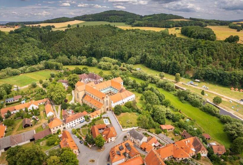 ペンション Penzion A Kemp Koruna