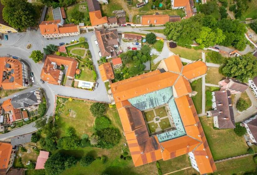 ペンション Penzion A Kemp Koruna