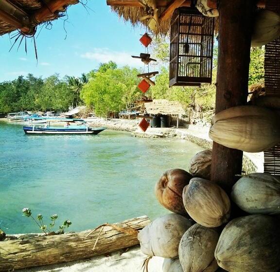 פנסיון Tanjungan