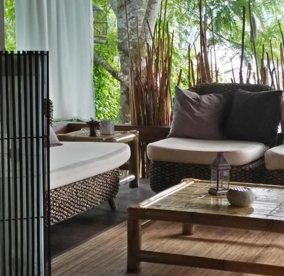 פנסיון Tanjungan