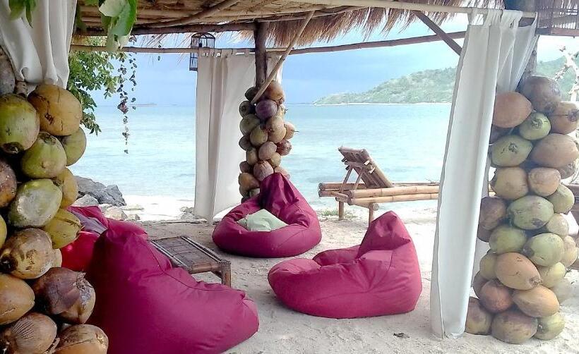 פנסיון Tanjungan