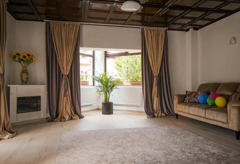 פנסיון Vila Smaranda