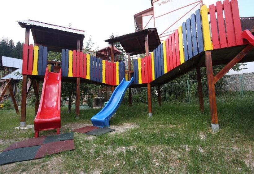 פנסיון Vila Smaranda