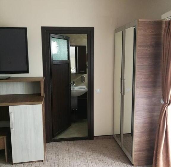 بنسيون Vila Teju Valeni