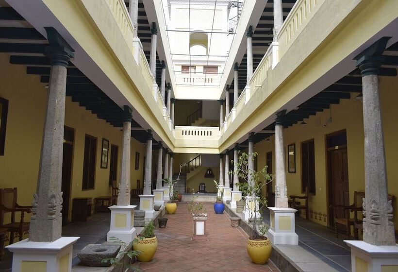 Курорт Lakshmi Vilas