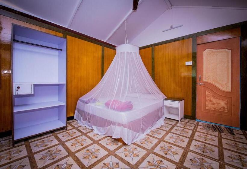 منتجع Om Sai Beach Huts