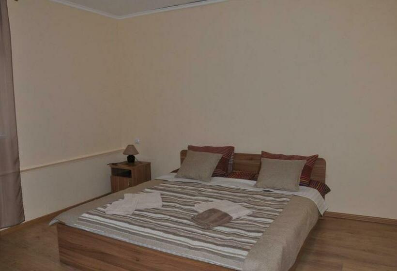 Strelec Hotel Complex