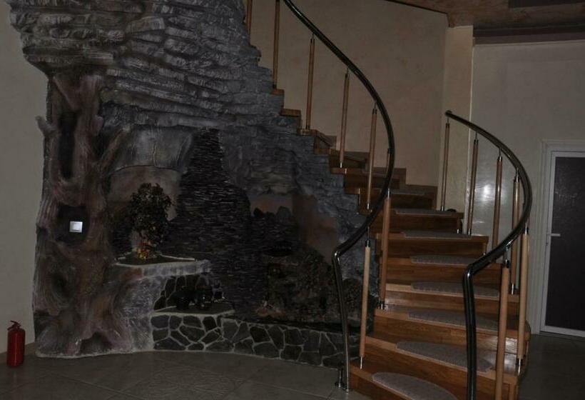 Strelec Hotel Complex