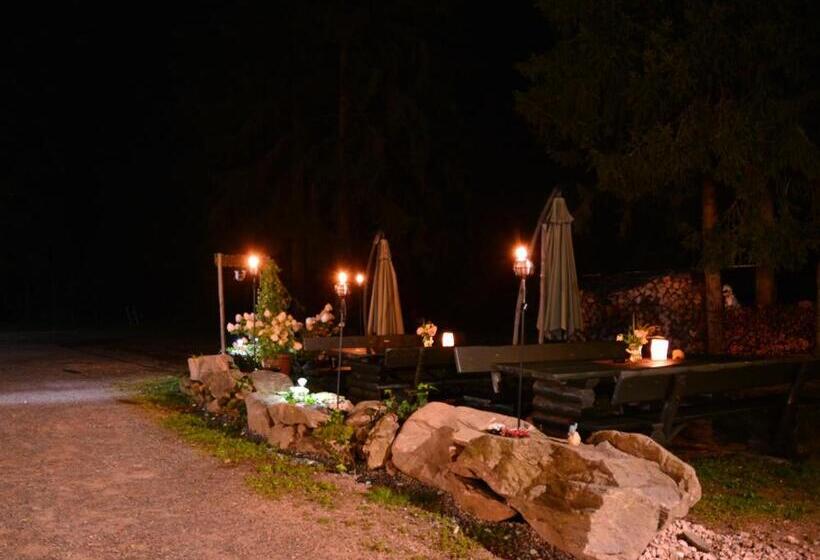 Waldhotel Dietrichsmühle