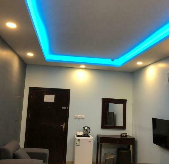 White Beach Hotel Suites