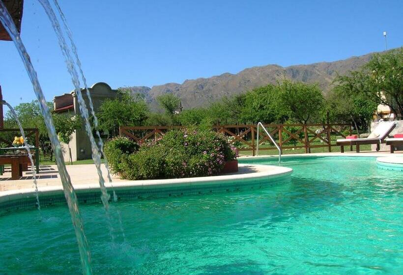 Общежитие Posada Los Antiguos Adults Only