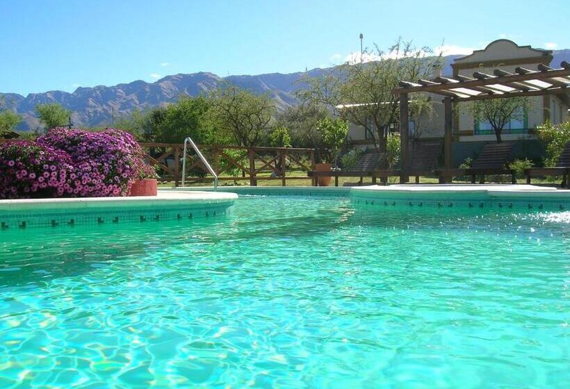 Общежитие Posada Los Antiguos Adults Only