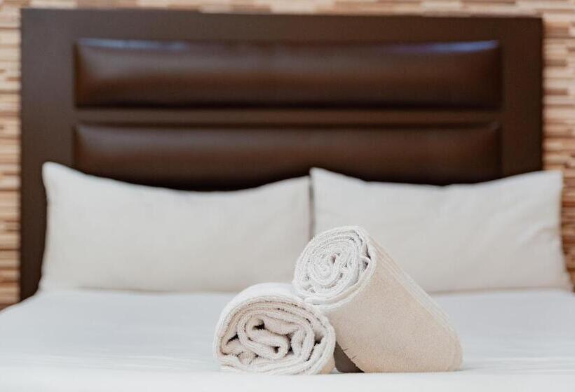 Bayside Hotel 100 Pixley Kaseme Street