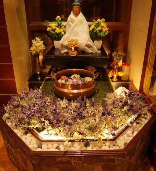 تختخواب و صبحانه Magnolia Residency