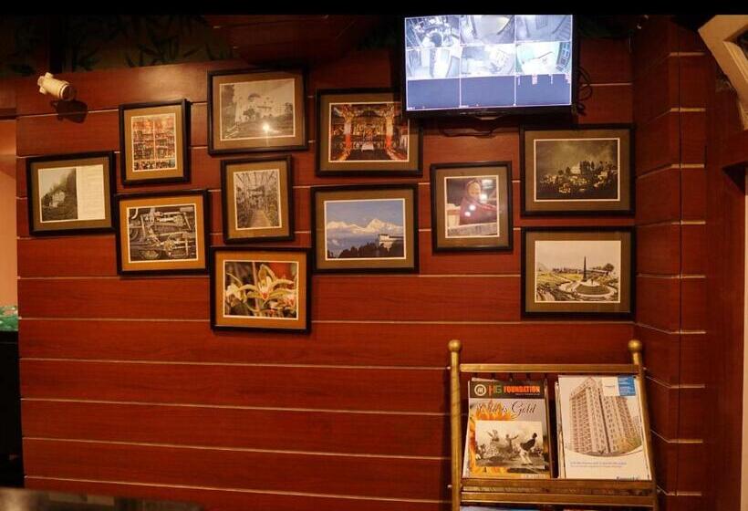 تختخواب و صبحانه Magnolia Residency