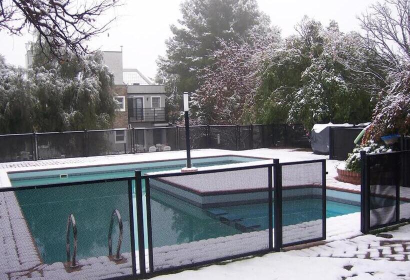 Complejo Entre Marte Y La Luna