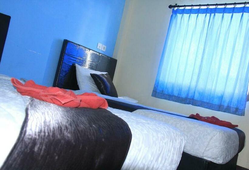 هتل Asher Bali Transit