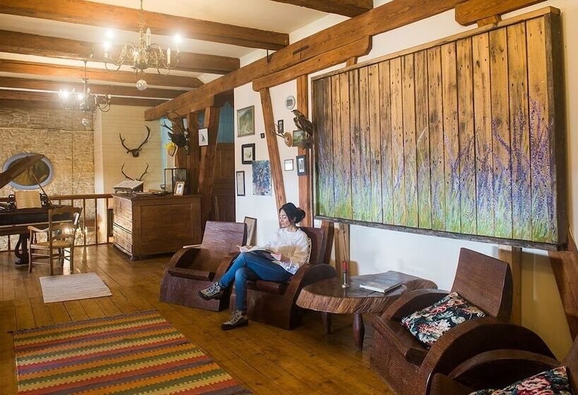 فندق Auberge De Provence