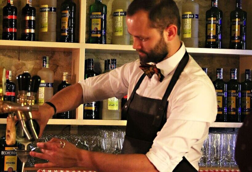 فندق Auberge De Provence