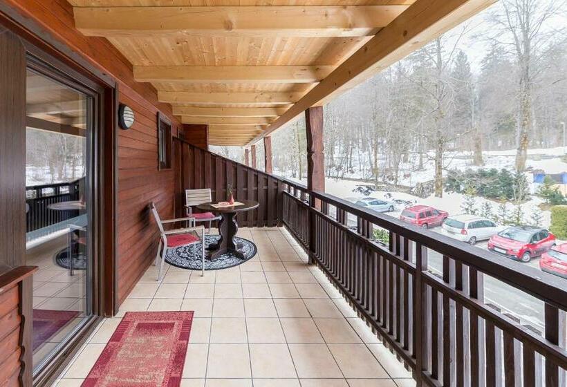 هتل Center Bohinjsko Jezero