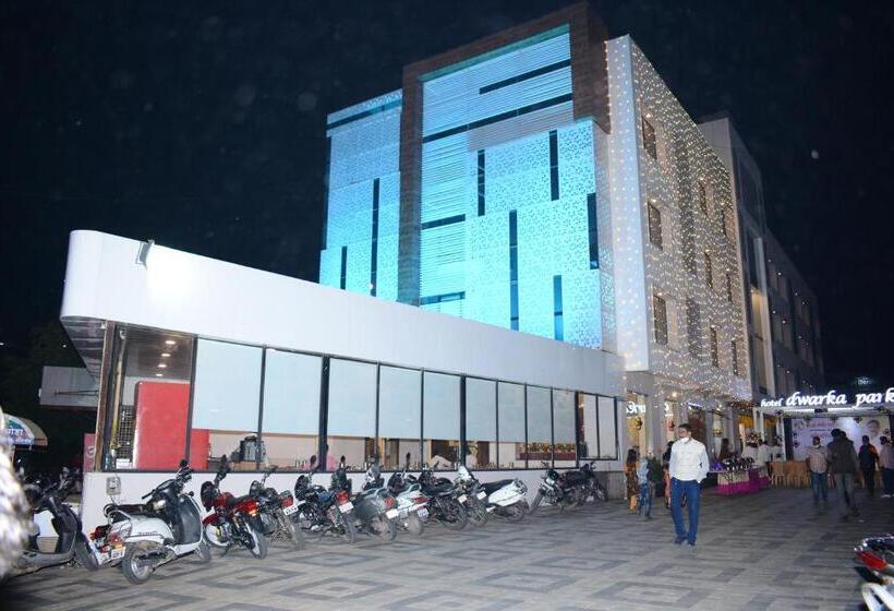 فندق Dwarka Park