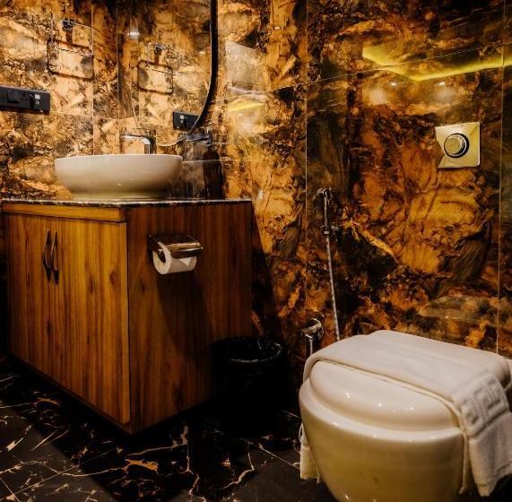 호텔 Krishna Beach Resort