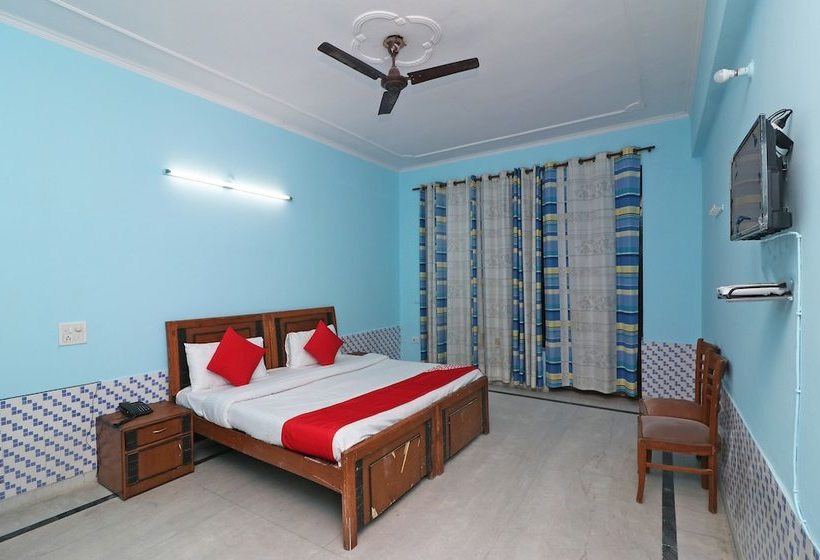 酒店 Oyo 38109 Braj Yatra Dham