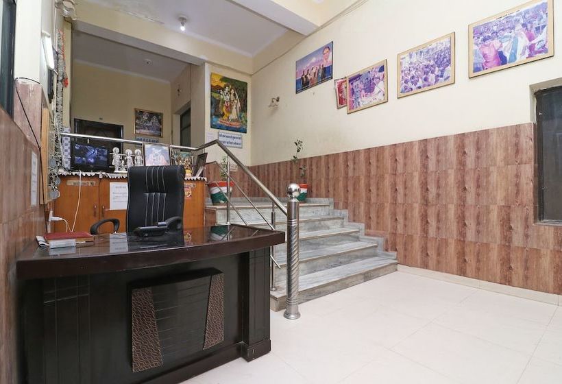 酒店 Oyo 38109 Braj Yatra Dham