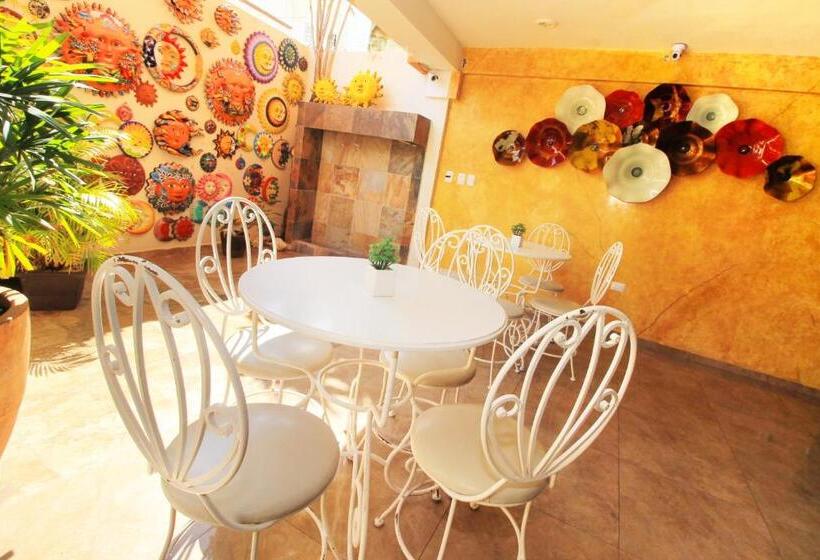 Papagayo Hotel Boutique