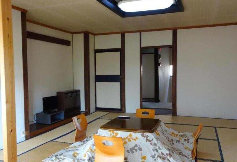 Oomukou Ryokan
