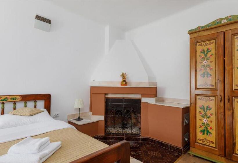 펜션 Casa Rasnoveana