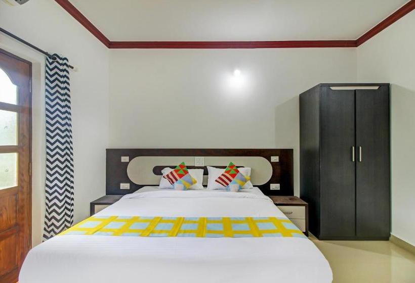 펜션 Oyo Home 66780 Spacious Studios Baga