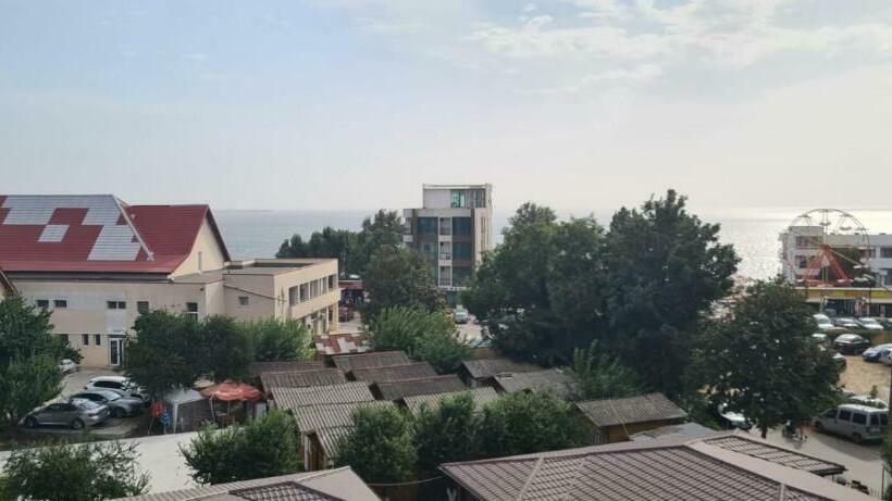 פנסיון Vila Seimos