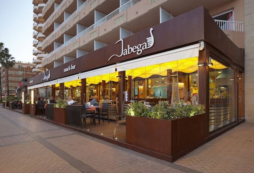 Apartamentos La Jabega