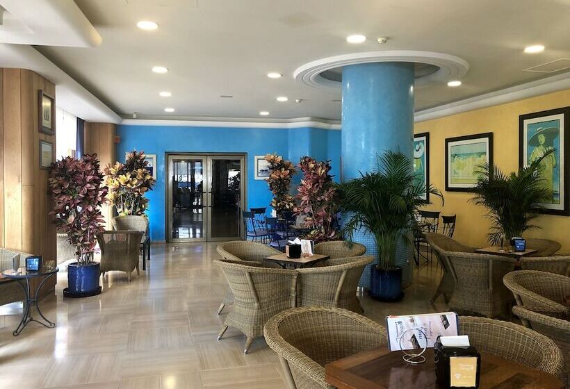 Apartamentos La Jabega