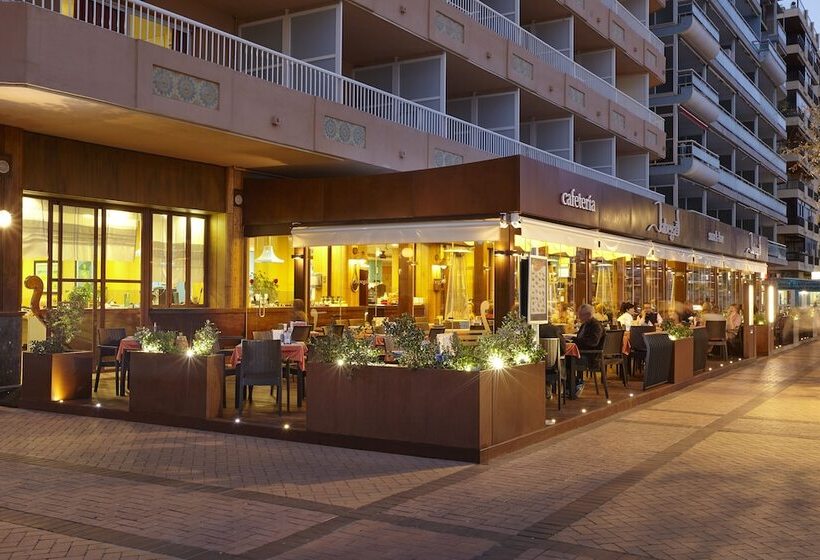 Apartamentos La Jabega