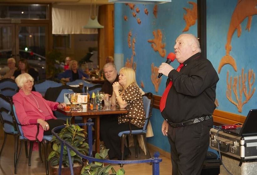 Apartamentos La Jabega