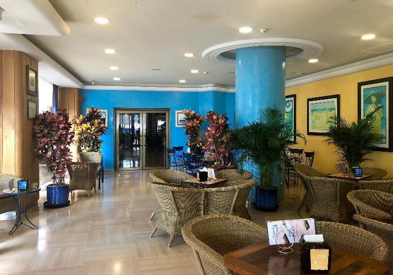 Apartamentos La Jabega