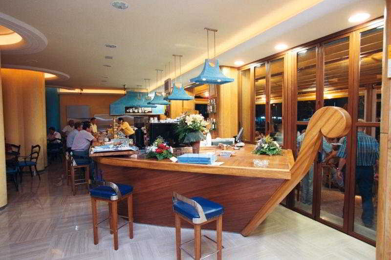 Apartamentos La Jabega