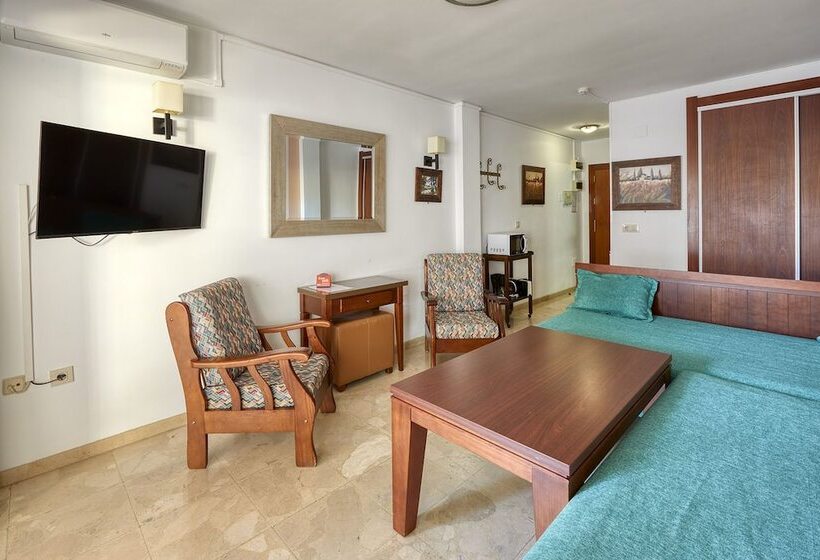 Apartamentos La Jabega
