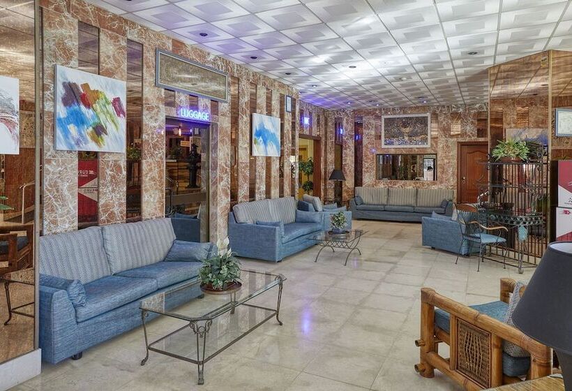 Apartamentos La Jabega