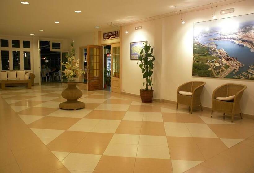 Apartamentos Vistamar