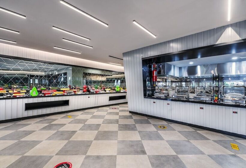 Arnor De Luxe Hotel & Spa