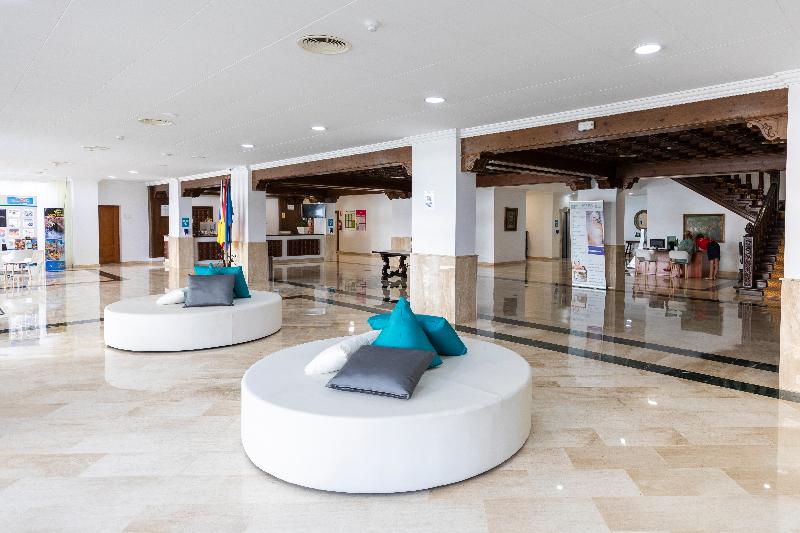 Complejo Blue Sea Puerto Resort Compuesto Por Hotel Canarife y Bonanza Palace